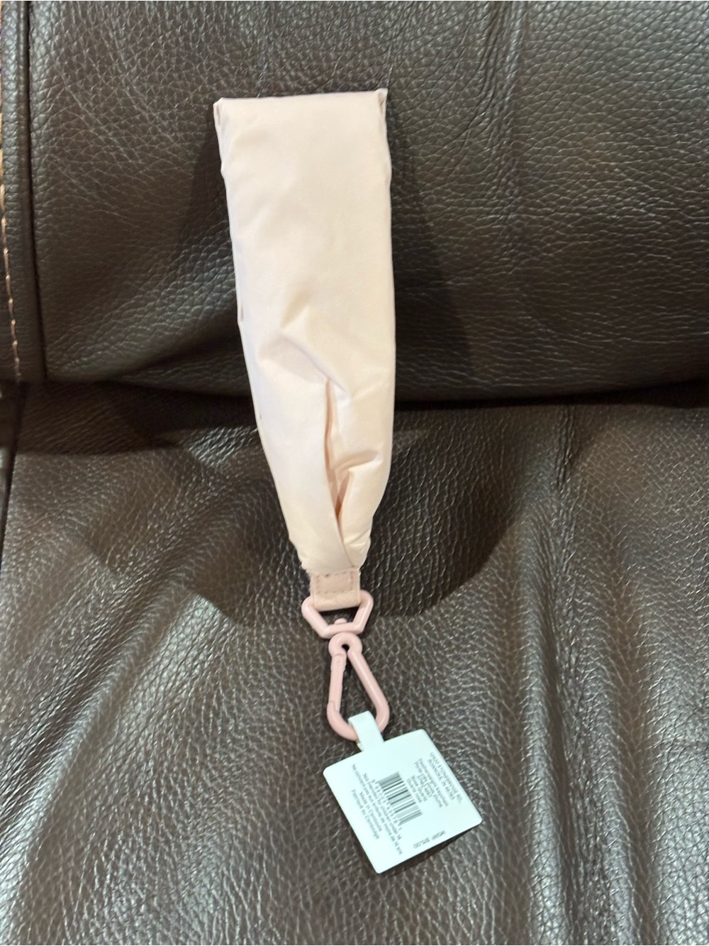 Vera Bradley Rose Quartz Featherweight Keychain